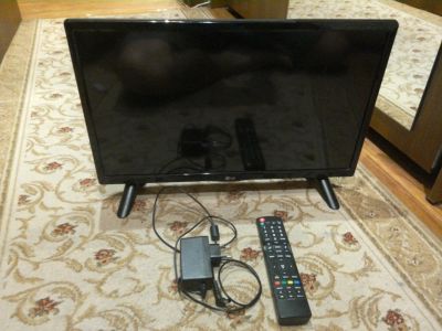 Лот: 17443342. Фото: 1. Компактный ЖК LED-телевизор 22... Телевизоры