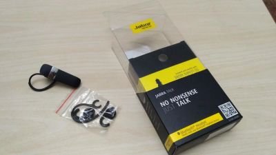 Лот: 9771035. Фото: 1. продам Bluetooth гарнитура Jabra... Красноярск