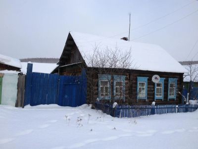Лот: 1875808. Фото: 1. Продам дом в Уяре не дорого. Дома