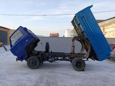 Лот: 23337484. Фото: 1. Mazda Titan Самосвал. Грузовики, автобусы, спецтехника