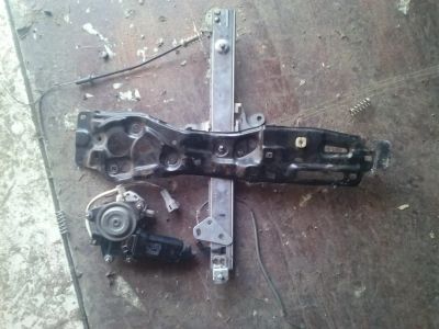 Лот: 2984054. Фото: 1. стеклоподъемник задней правой... Кузов