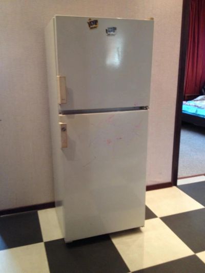 Лот: 3894966. Фото: 1. Холодильник Бирюса 22 не работает. Холодильники, морозильные камеры