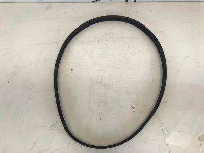 Лот: 21707884. Фото: 1. Ремень генератора Ford Focus CB4. Двигатель и элементы двигателя