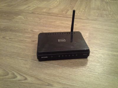 Лот: 8292916. Фото: 1. Роутер D-link DIR-300. Маршрутизаторы (роутеры)