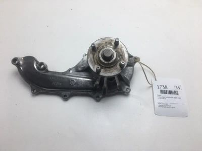 Лот: 20374090. Фото: 1. Помпа Toyota Hilux Surf 1998 1610079255... Двигатель и элементы двигателя