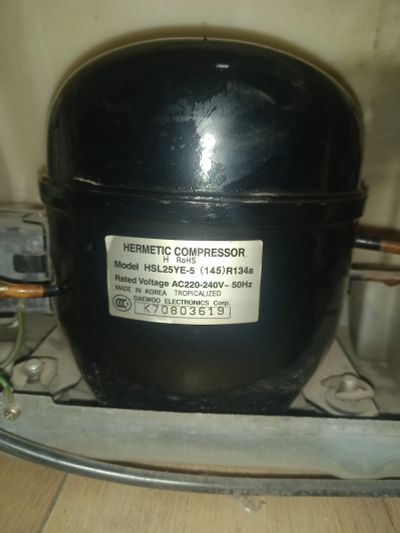 Лот: 20552087. Фото: 1. Компрессор Daewoo HSL25YE-5. Запчасти для холодильников, морозильных камер