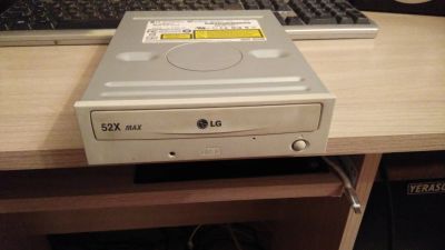 Лот: 16916986. Фото: 1. cd-дисковод lg 52x. Приводы CD, DVD, BR, FDD