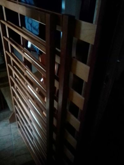 Лот: 20009622. Фото: 1. Кроватка детская,деревянная,с... Детские кровати и кроватки