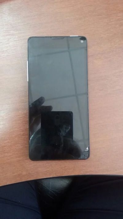 Лот: 7370566. Фото: 1. Продам ZTE nubia Z5S mini 16 GB... Смартфоны