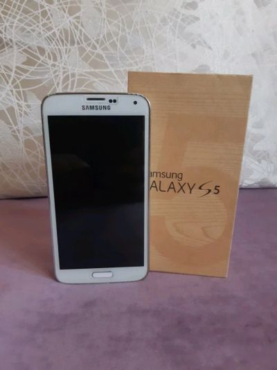 Лот: 14379075. Фото: 1. Samsung Galaxy S5. Смартфоны