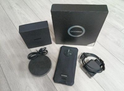 Лот: 25064499. Фото: 1. Doogee v 10. Смартфоны