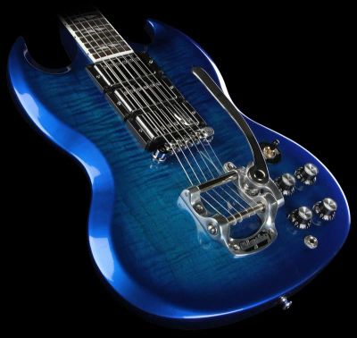 Лот: 7056068. Фото: 1. Gibson SG Deluxe 2013 Cobalt Fade... Гитары