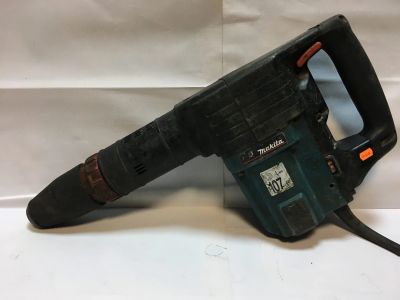 Лот: 15422037. Фото: 1. Отбойный молоток Makita HM1202C. Электроинструмент