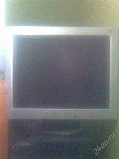 Лот: 1506006. Фото: 1. Монитор и Системник. ЖК-мониторы