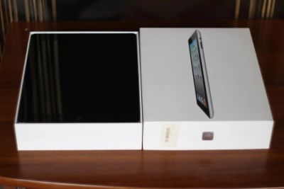 Лот: 4779940. Фото: 1. Продам iPad2, 16gb, 3G, Black. Планшеты