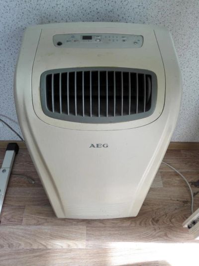 Лот: 9992834. Фото: 1. Мобильный кондиционер AEG ACM-09HR. Кондиционеры, сплит-системы