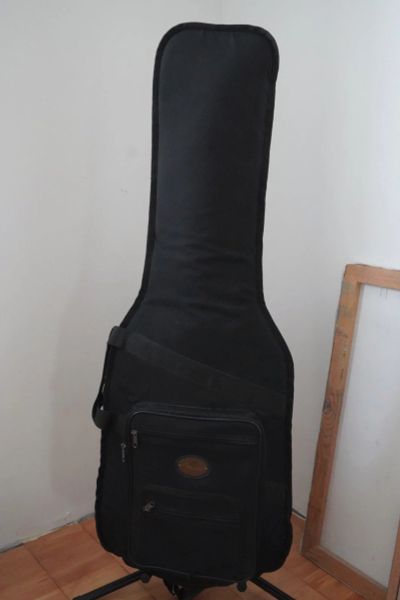 Лот: 16250100. Фото: 1. Чехол гитарный Fender. Аксессуары, комплектующие