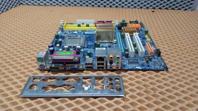 Лот: 21067323. Фото: 1. Материнская плата Gigadyt GA-945GCMX-S2. Материнские платы