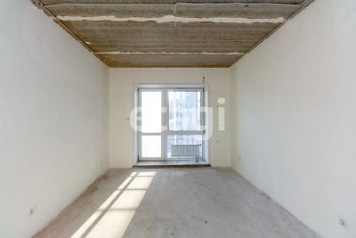 Лот: 21045497. Фото: 1. Продам 4-комн. кв. 102.8 кв.м... Квартиры, студии