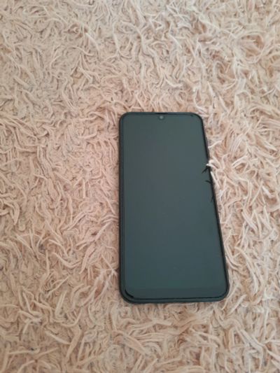 Лот: 20736461. Фото: 1. Samsung galaxy a50. Смартфоны