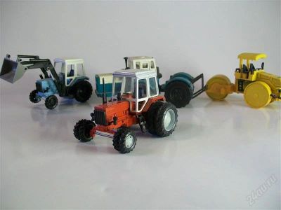 Лот: 2881402. Фото: 1. Беларус 8 калёсный. Автомоделизм