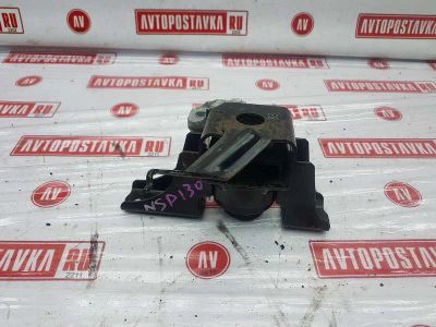 Лот: 20902037. Фото: 1. Подушка двигателя Toyota Vitz... Двигатель и элементы двигателя