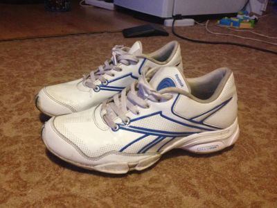 Лот: 5140844. Фото: 1. Кроссовки Reebok 43р. Кеды, кроссовки, слипоны