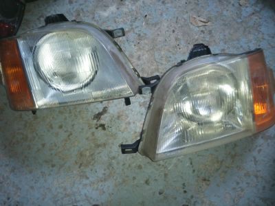 Лот: 4687374. Фото: 1. Фары Honda Stepwgn RF1. Оптика и освещение