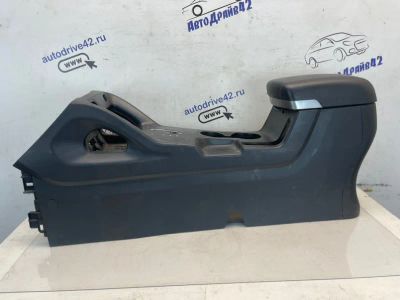 Лот: 23532253. Фото: 1. Консоль между сидений Hyundai... Двигатель и элементы двигателя