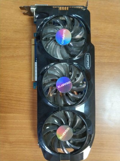 Лот: 12670443. Фото: 1. Gigabyte Geforce gtx 670 2Gb OC. Видеокарты
