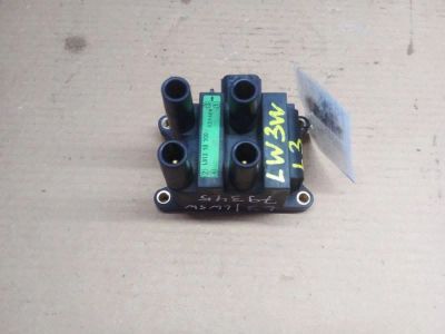 Лот: 21403441. Фото: 1. катушка зажигания Mazda MPV LW3W. Электрооборудование