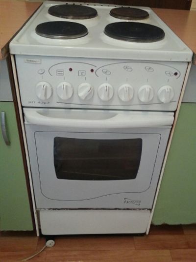 Лот: 11795111. Фото: 1. Продам плиту. Плиты, духовые шкафы, варочные поверхности