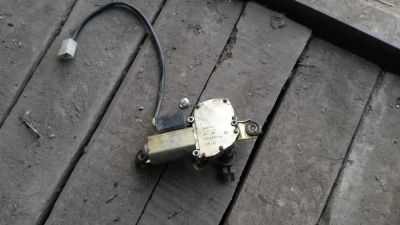 Лот: 4221338. Фото: 1. моторчик дворников ваз 2110 2112. Электрооборудование