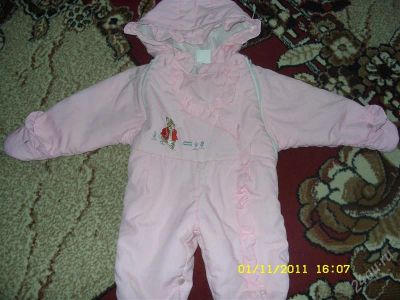 Лот: 1334370. Фото: 1. комбинезон на девочку. Верхняя одежда