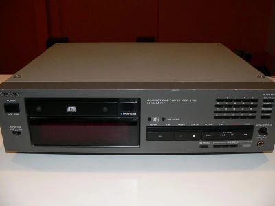 Лот: 3534547. Фото: 1. sony CDP-2700 (профессиональный... CD-проигрыватели и чейнджеры