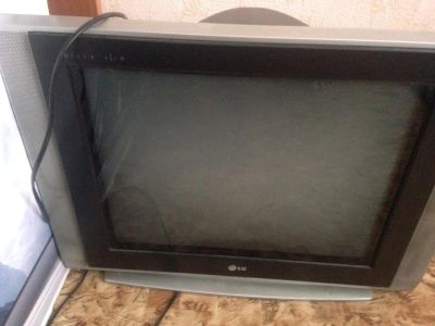 Лот: 11119459. Фото: 1. Кинескопный телевизор LG 21FS6RLX-ZV. Телевизоры