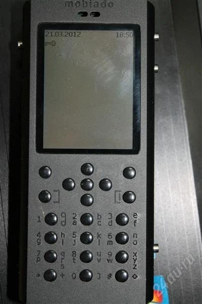 Лот: 1661244. Фото: 1. mobiado stealth оригинал (обмен... Кнопочные мобильные телефоны