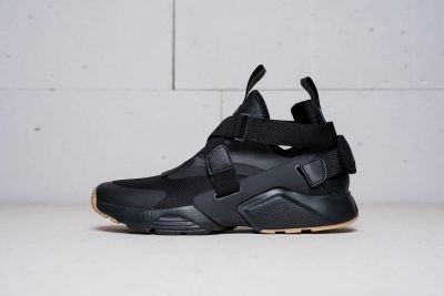 Лот: 11187814. Фото: 1. Кроссовки Nike Air Huarache Raid... Кеды, кроссовки, слипоны