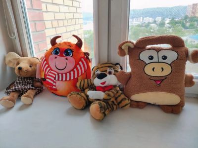 Лот: 25805999. Фото: 1. Игрушка рюкзак под подарок набор. Мягкие