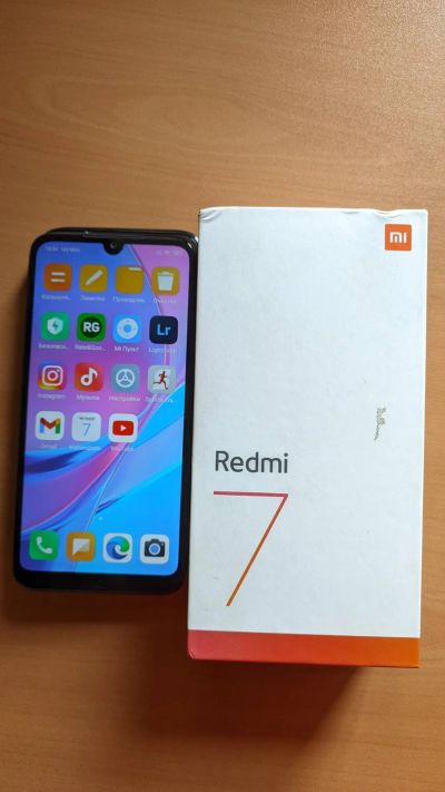 Лот: 19236397. Фото: 1. Xiaomi Redmi 7, 3\32gb. Смартфоны