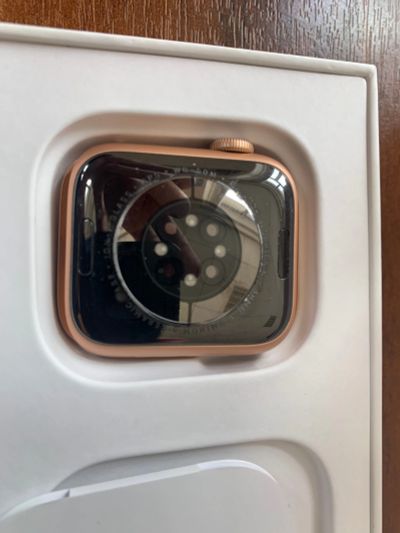 Лот: 19041750. Фото: 1. Apple Watch. Смарт-часы, фитнес-браслеты, аксессуары