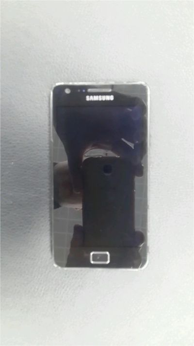 Лот: 8836176. Фото: 1. Смартфон Samsung GT-I9100 в хорошем... Смартфоны