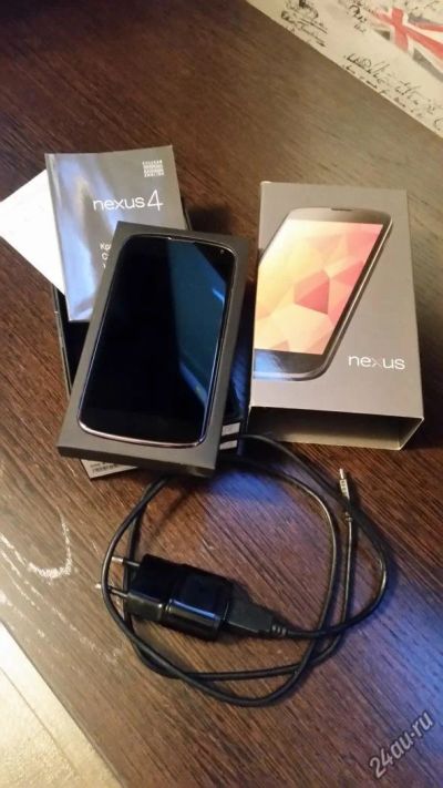 Лот: 5872007. Фото: 1. LG Google Nexus 4 16Gb Состояние... Смартфоны