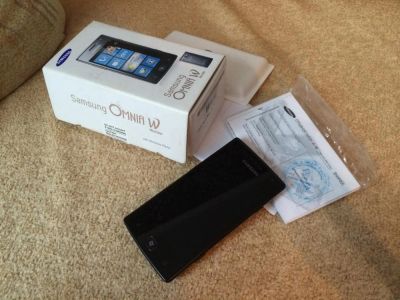 Лот: 4374403. Фото: 1. Samsung Omnia W ( GT-I8350 ) Windows... Смартфоны