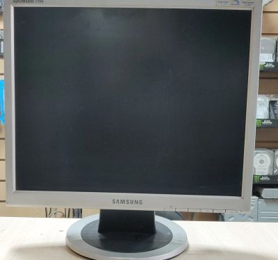 Лот: 20024111. Фото: 1. Монитор ЖК 17" /Vga/1280*1024/. ЖК-мониторы