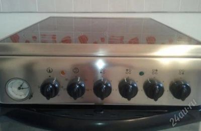 Лот: 1673516. Фото: 1. Электроплита Indesit. Плиты, духовые шкафы, варочные поверхности