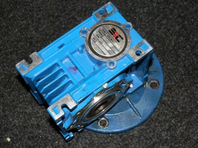 Лот: 3556263. Фото: 1. Редуктор червячный Италия (STC... Электродвигатели