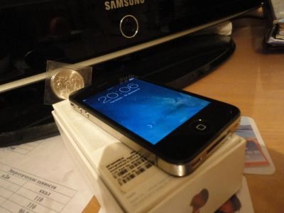 Лот: 5049448. Фото: 1. iPhone 4 16Гб+ Подарок!. Смартфоны
