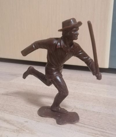 Лот: 22991054. Фото: 1. Солдатики (фигурки) дзи СССР коричневые. Игрушки