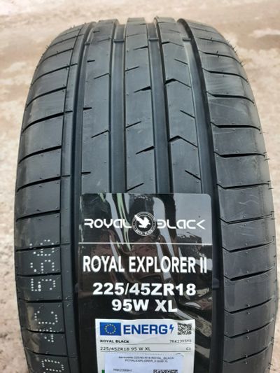 Лот: 25551206. Фото: 1. 225/45 R18 95W Royal Black Explorer... Шины